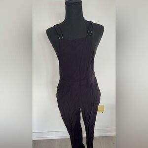 Black Sleeveless Jumpsuit